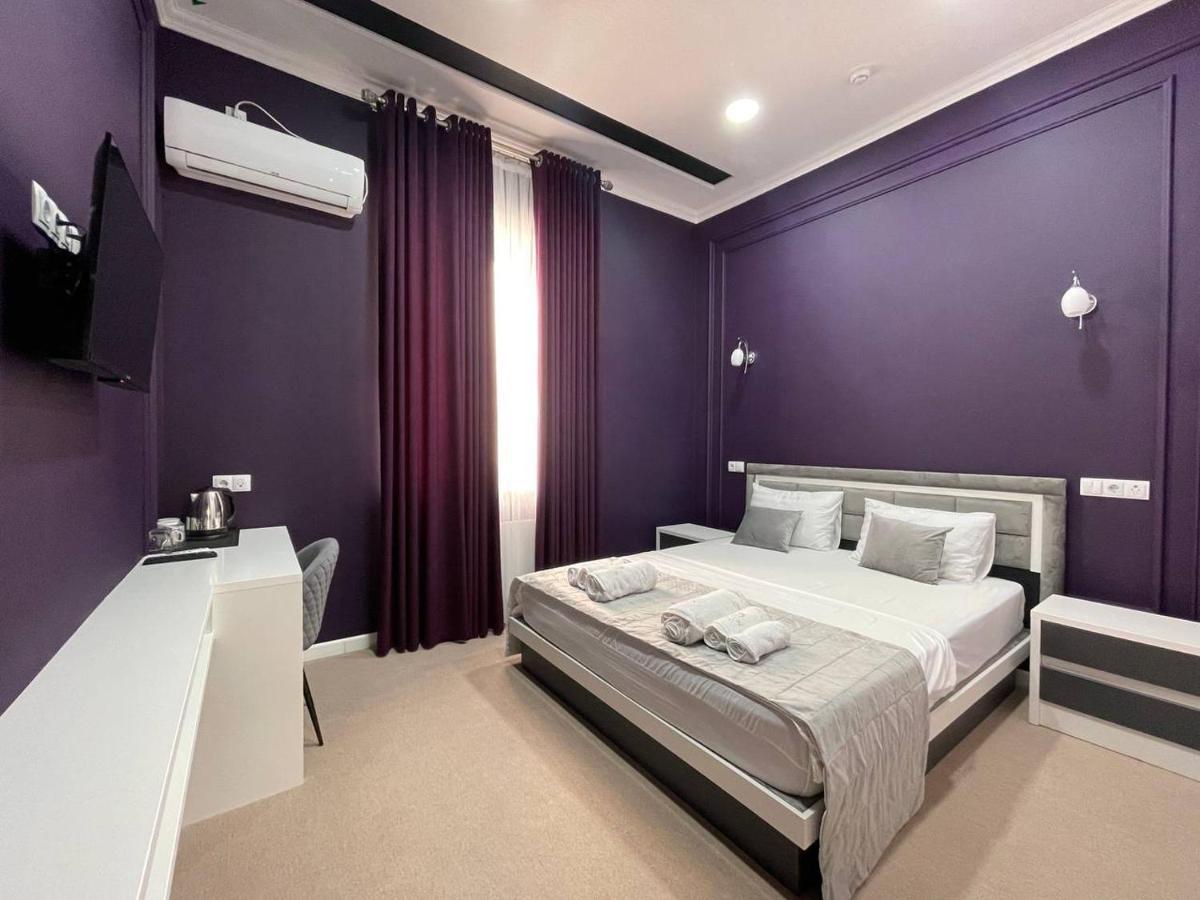 Emin Hotel Fergana Exteriér fotografie