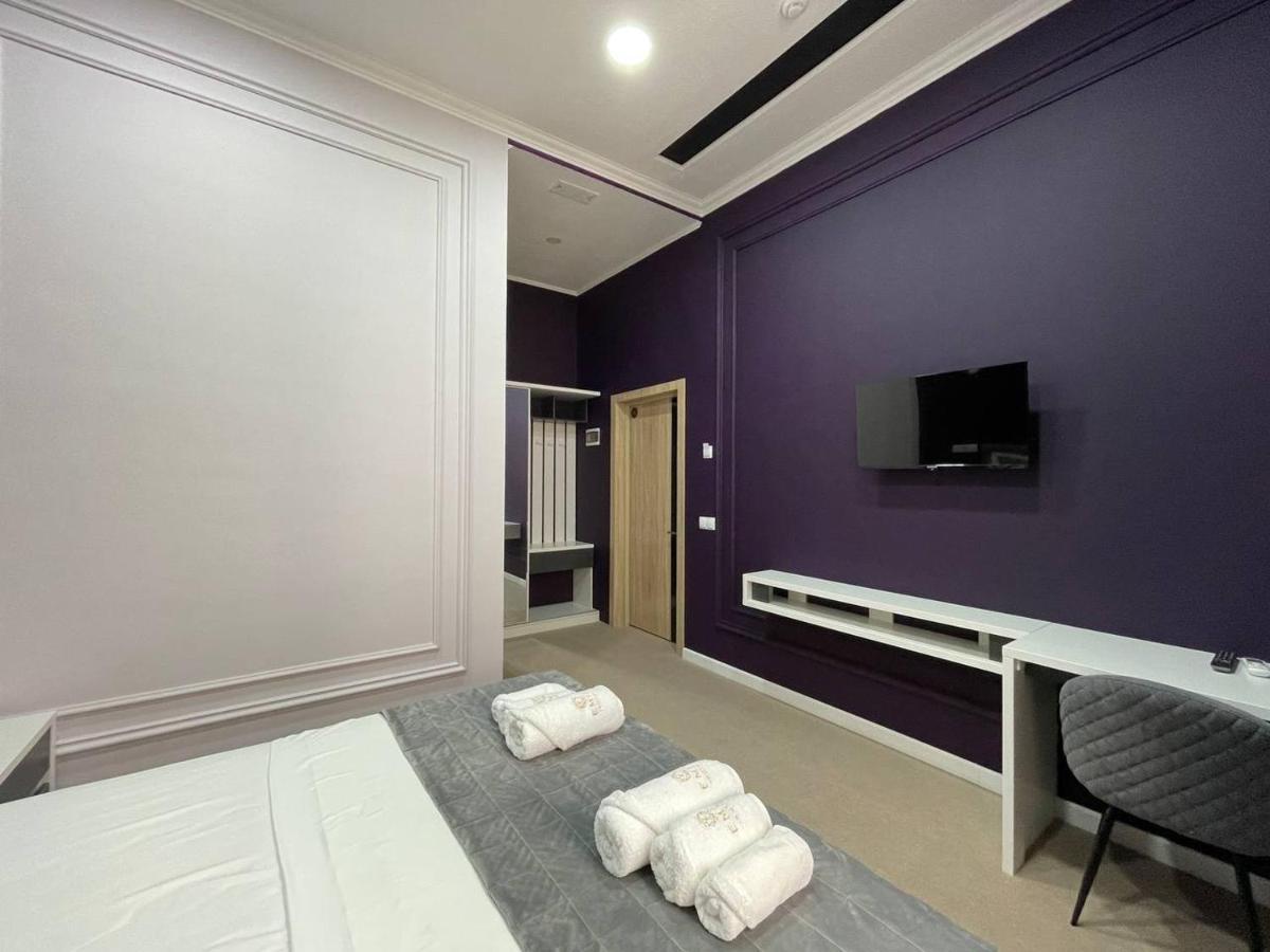 Emin Hotel Fergana Exteriér fotografie